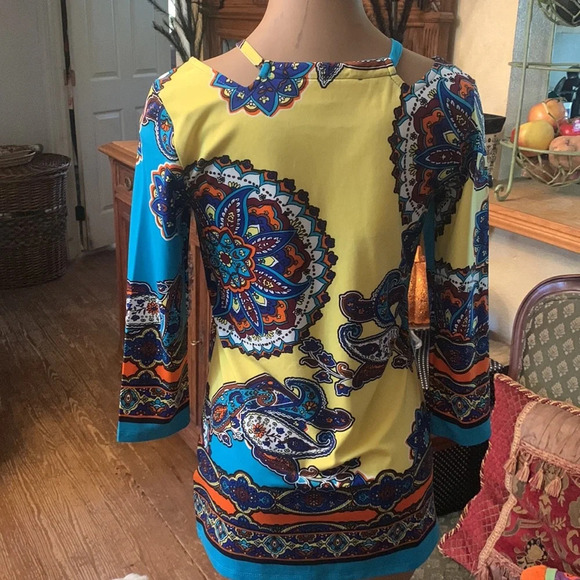 Boston Proper Cold Shoulder Paisley Floral Tunic XXS - Picture 4 of 4